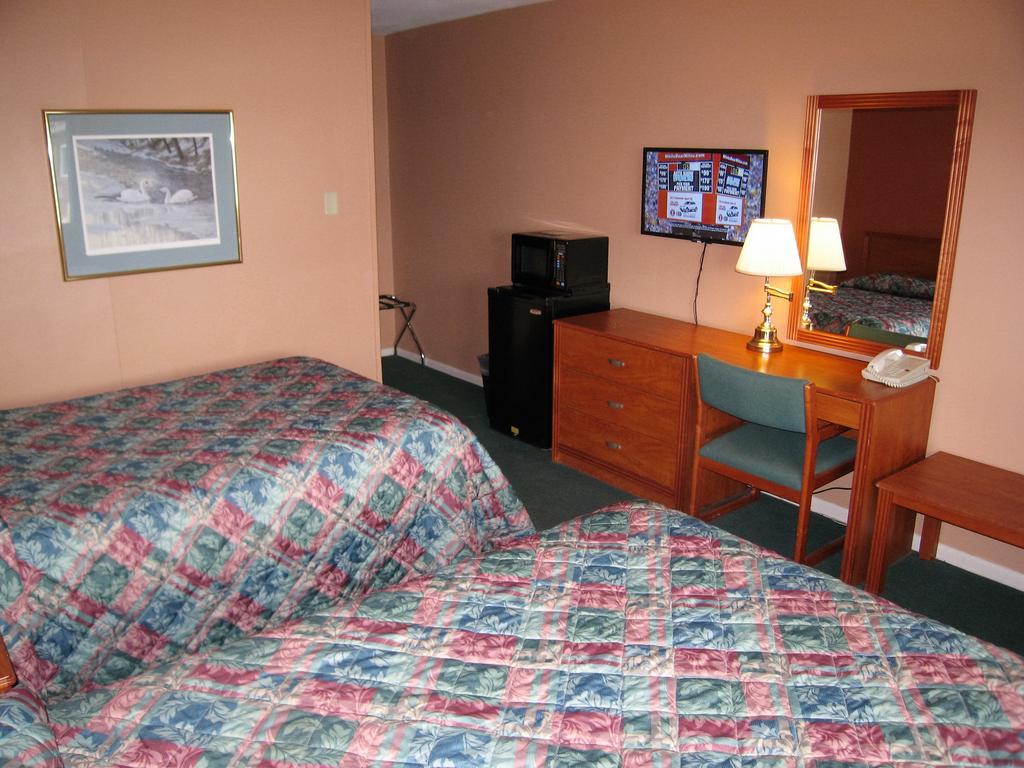 Travelers Lodge Marshall Buitenkant foto