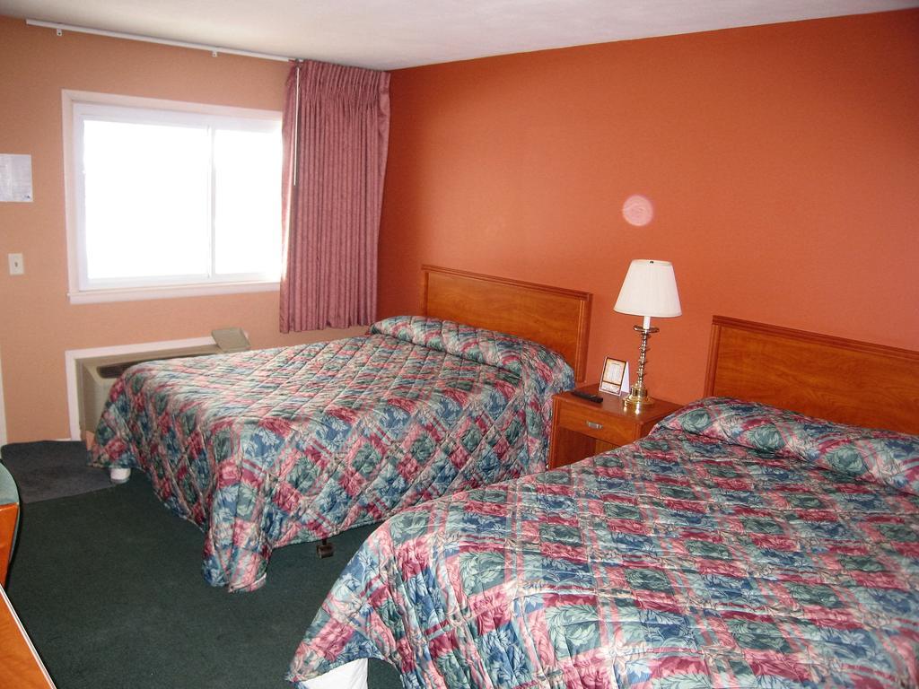 Travelers Lodge Marshall Buitenkant foto